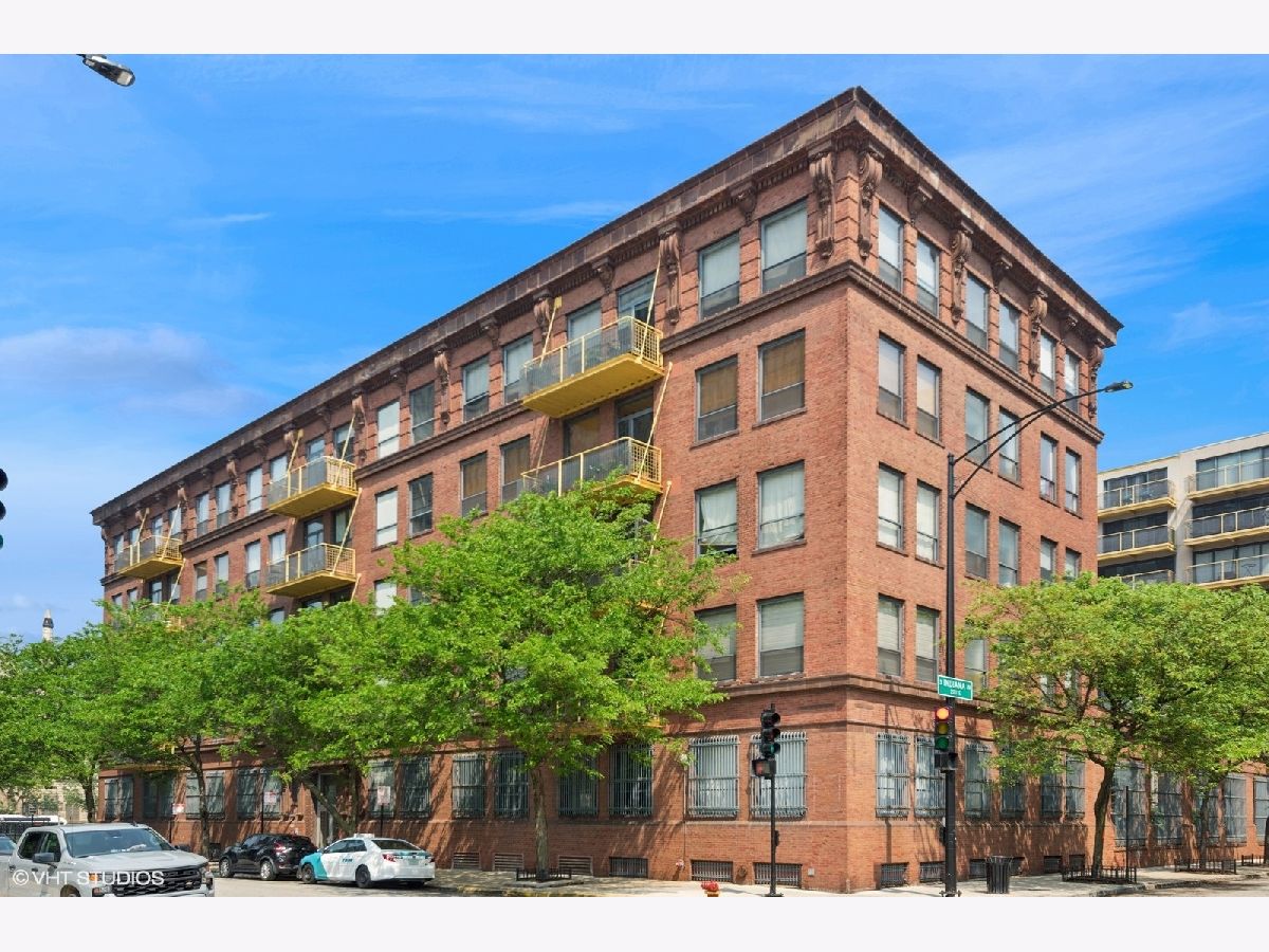 Condominiums Sold Bank Note Place Chicago Illinois, 120 Cullerton