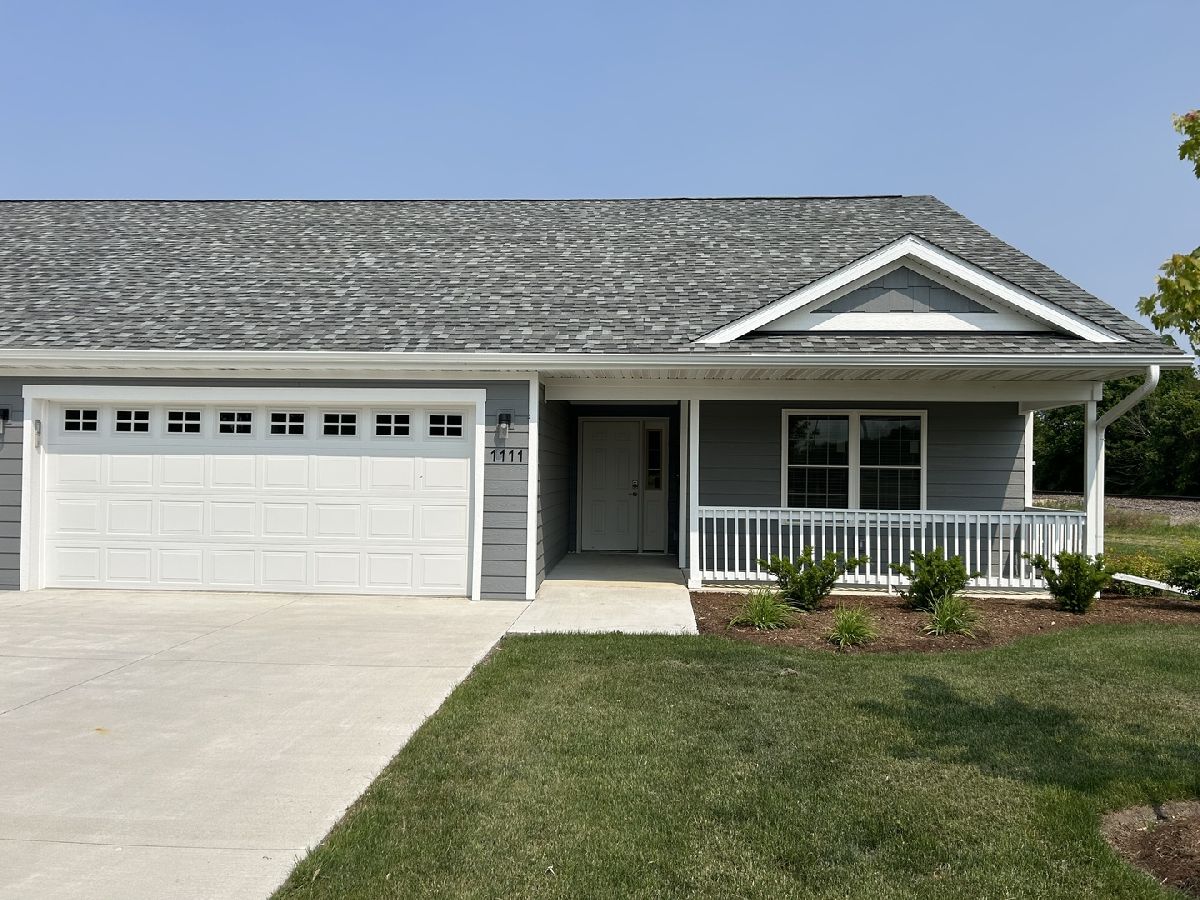  Rented Oregon Illinois, 1111 2nd