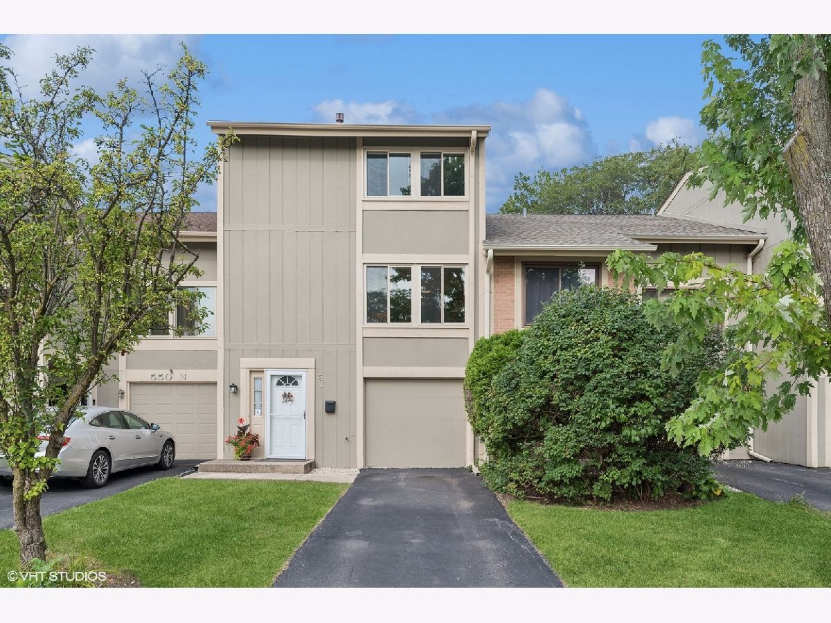 Townhomes & Condos & Homes Sold The Trails Roselle Illinois, 554 Woodfield