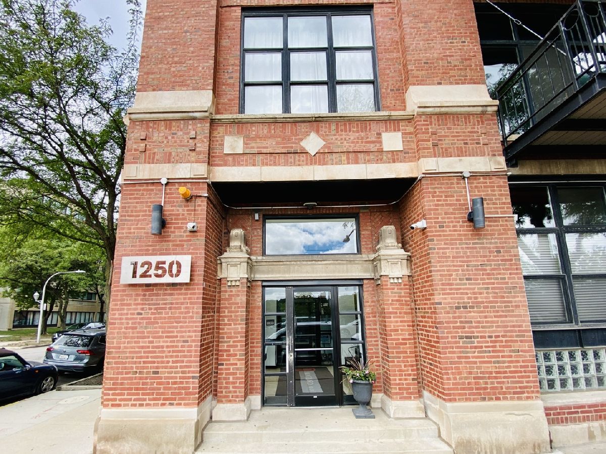 Condominiums Sold Vanguard Lofts Chicago Illinois, 1250 Van Buren