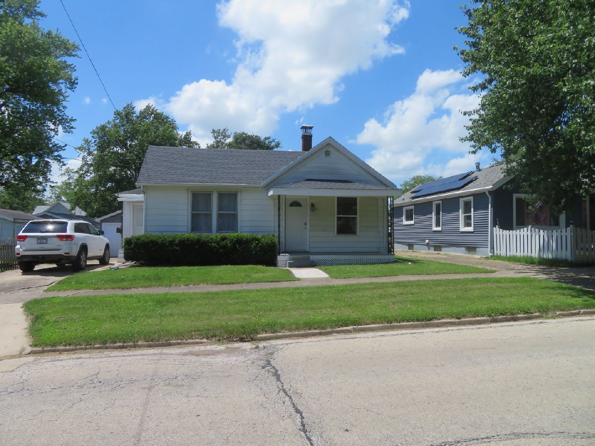  Sold Bloomington Illinois, 1210 Western