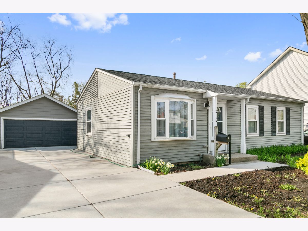  Rented Streamwood Illinois, 215 Maxon