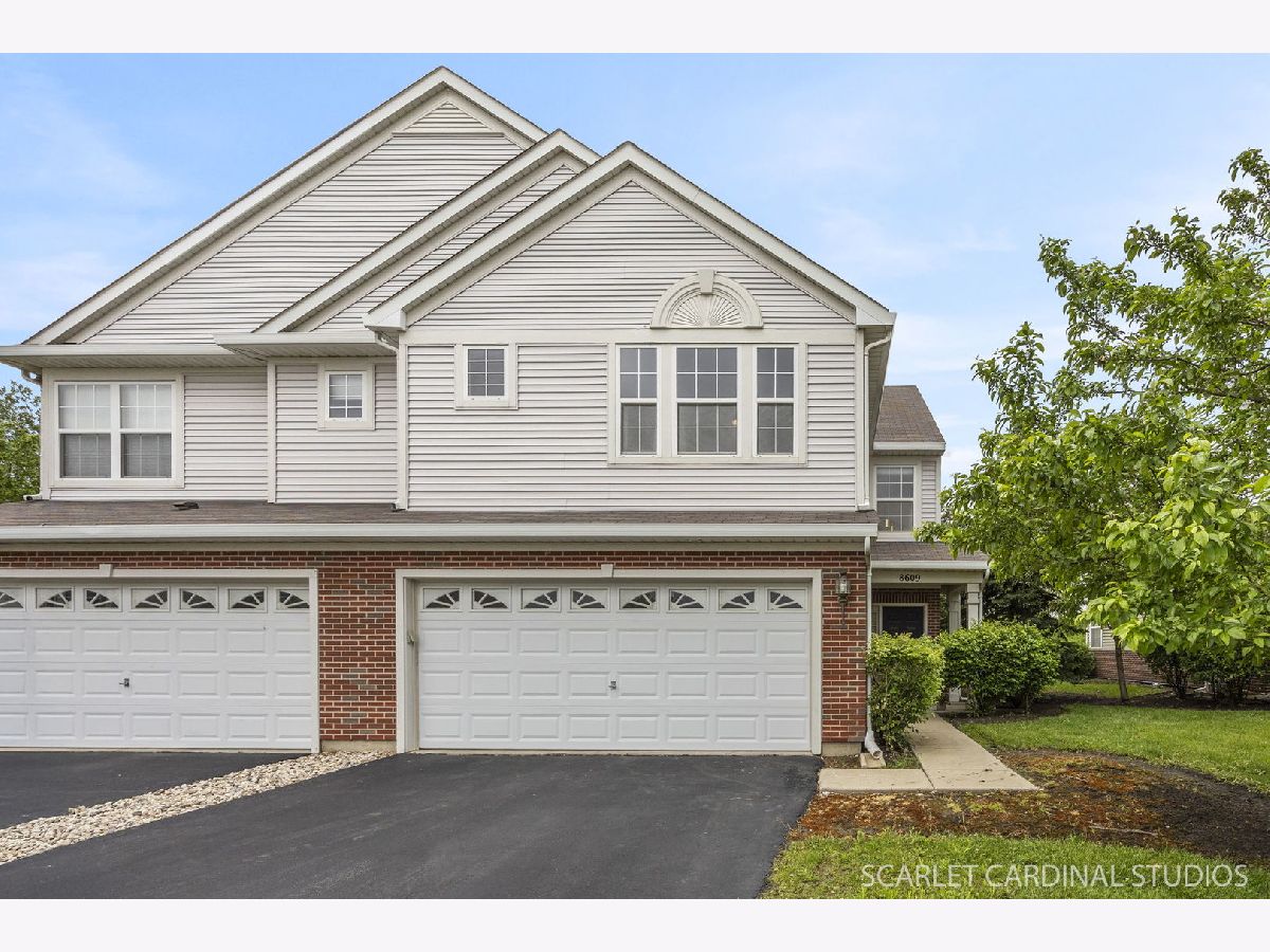 Homes & Townhomes Sold Windsor Ridge Joliet Illinois, 8609 Foxborough