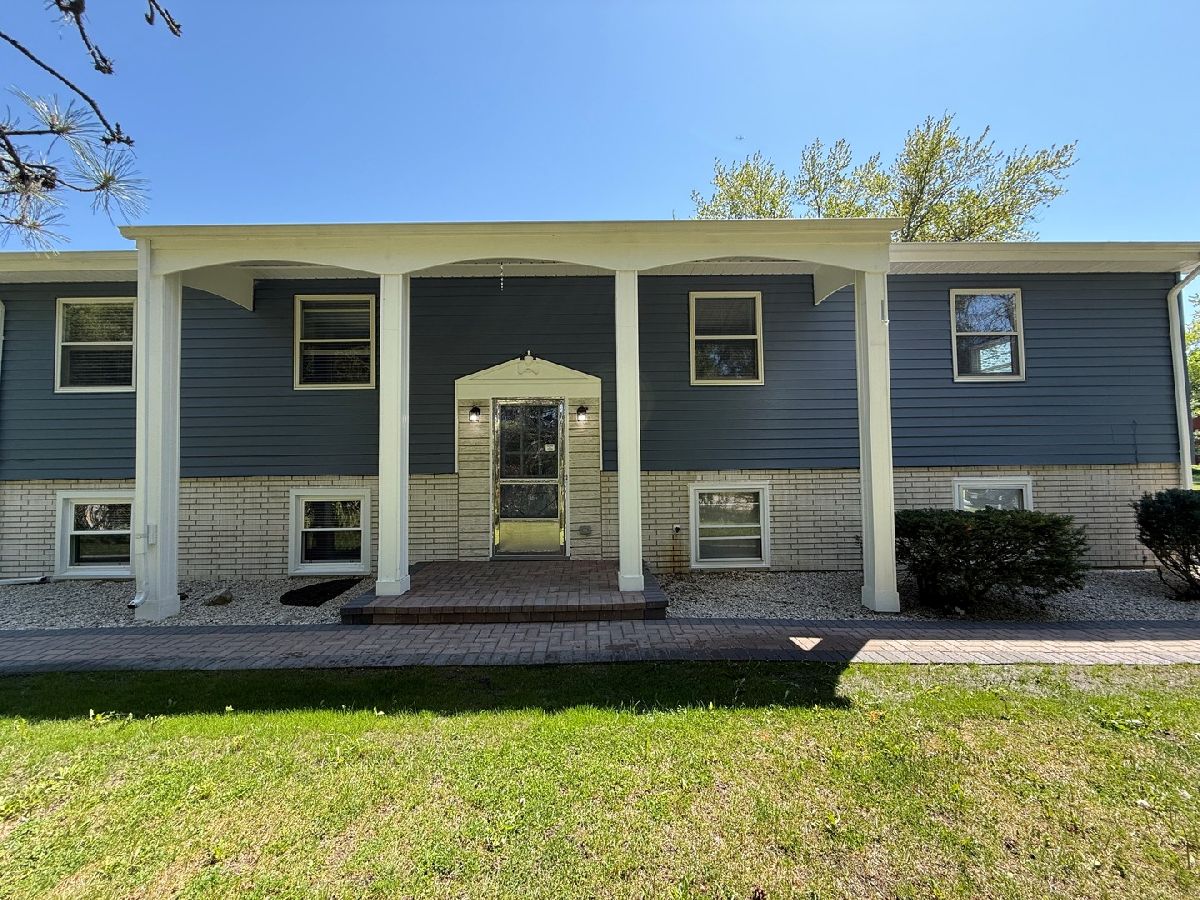  Sold Inverness Illinois, 11 Roberts