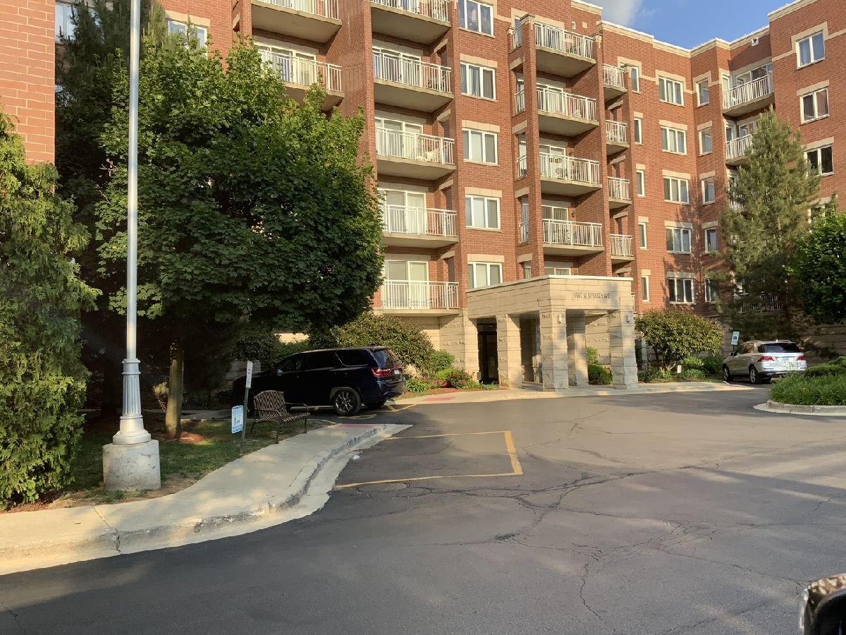 Sold Chicago Illinois, 6560 Diversey