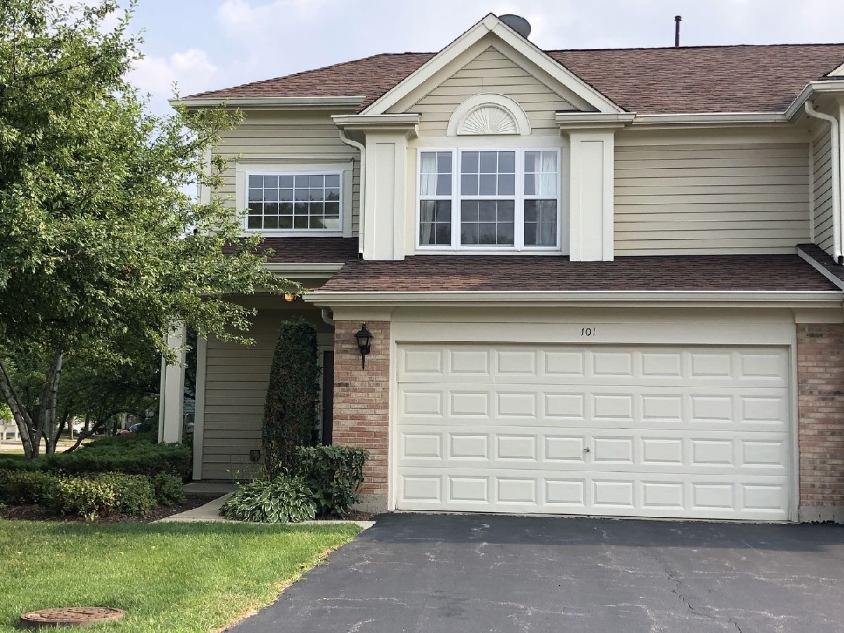 Townhomes & Condos Rented Towne Place West Schaumburg Illinois, 101 Holmes