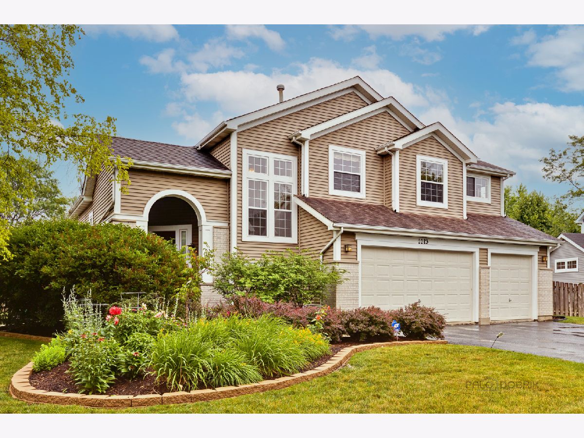  Rented Buffalo Grove Illinois, 2213 Apple Hill