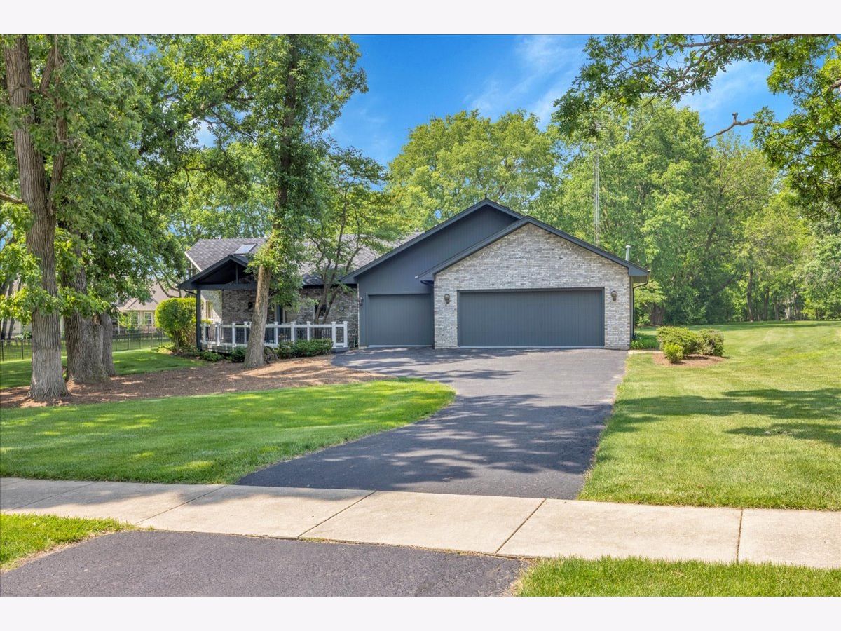 Homes For Sale White Oak Estates Yorkville Illinois, 664 White Oak Way
