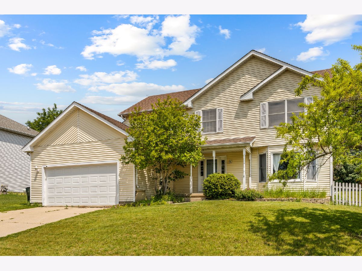  Sold Hampshire Illinois, 212 Jake