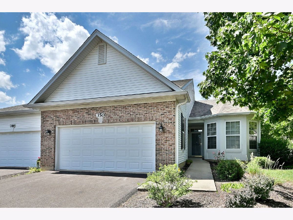 Condos & Townhomes Sold Central Park Carol Stream Illinois, 350 Woodhill