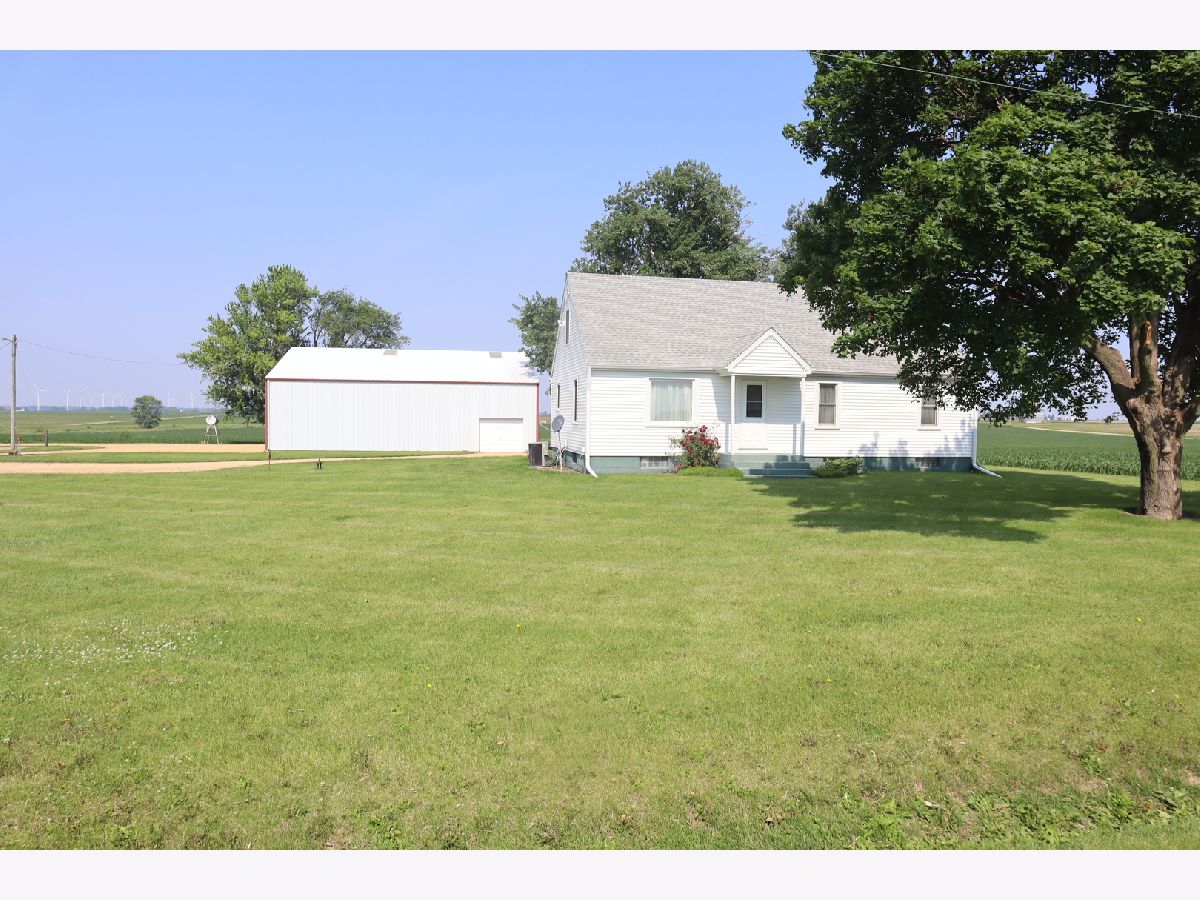  Sold Walnut Illinois, 24871 1800