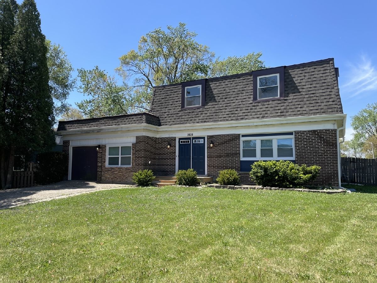  Rented Round Lake Beach Illinois, 1414 Ardmore