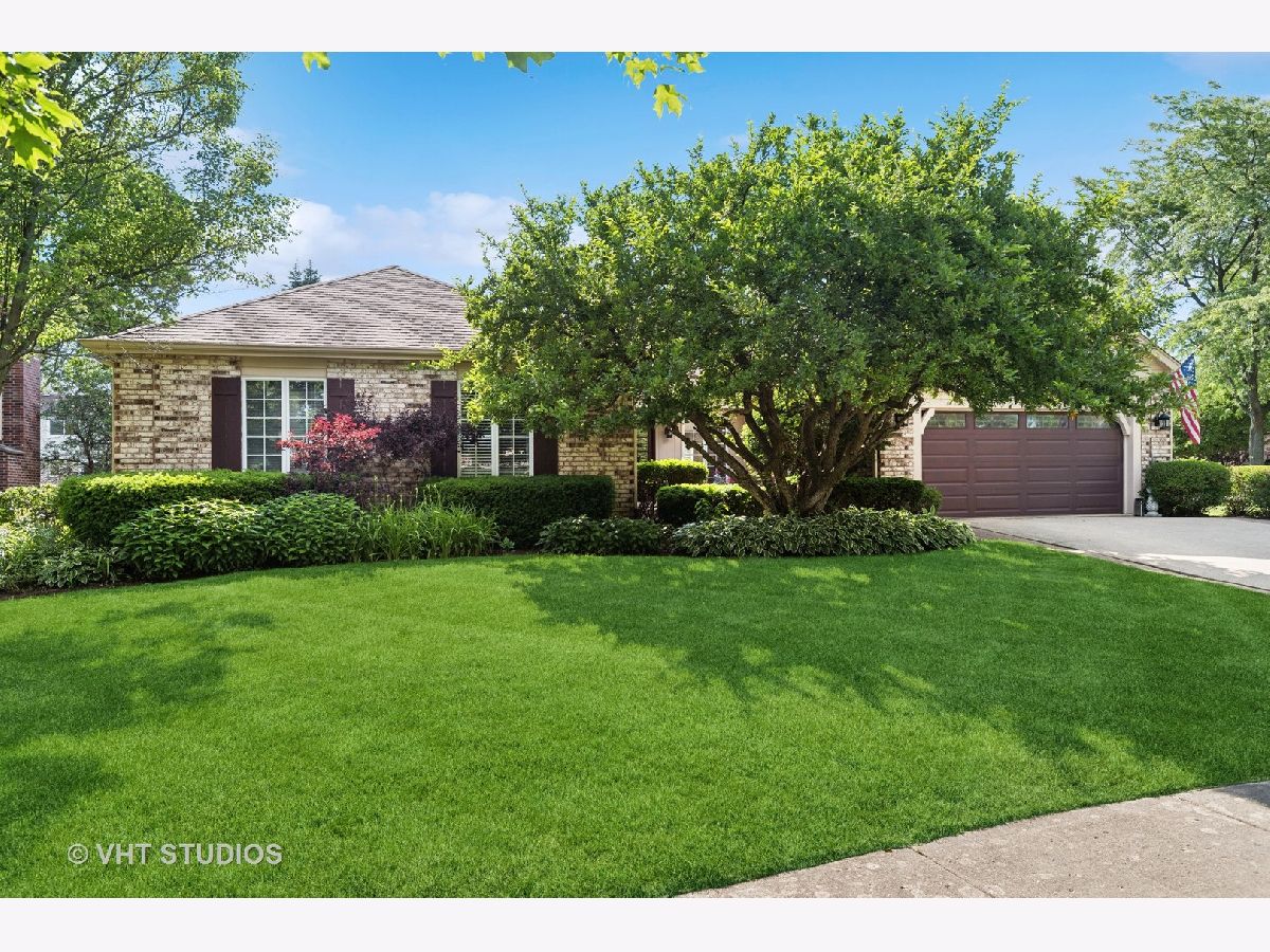 Homes Sold Winchester Estates Libertyville Illinois, 1209 Lisa
