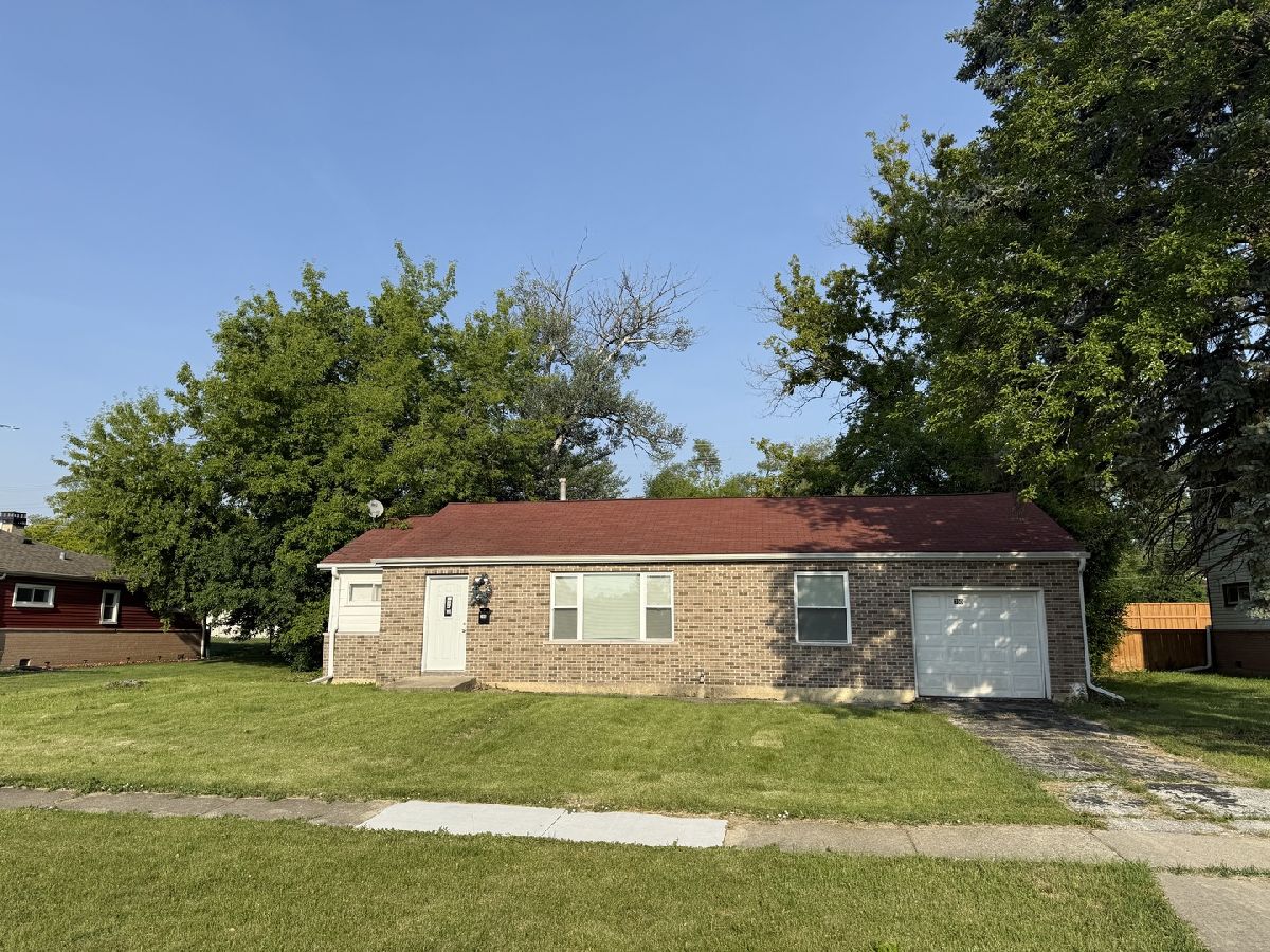  For Sale Hoffman Estates Illinois, 700 Cumberland Street