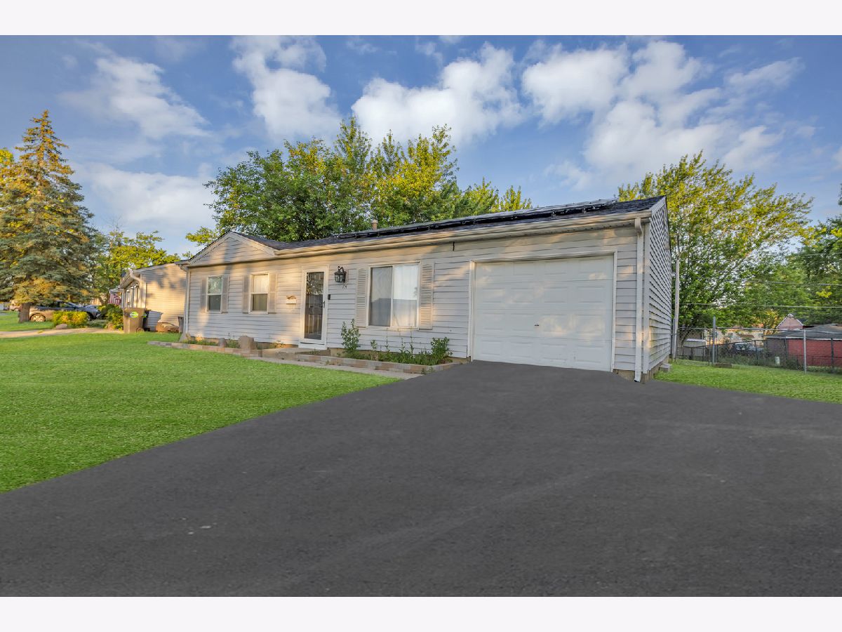  Sold Streamwood Illinois, 114 Ridge