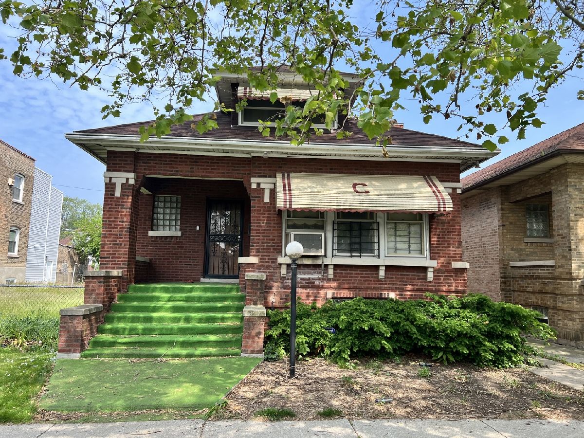 Homes & Condos & Townhomes Sold Southshore Chicago Illinois, 7649 Luella