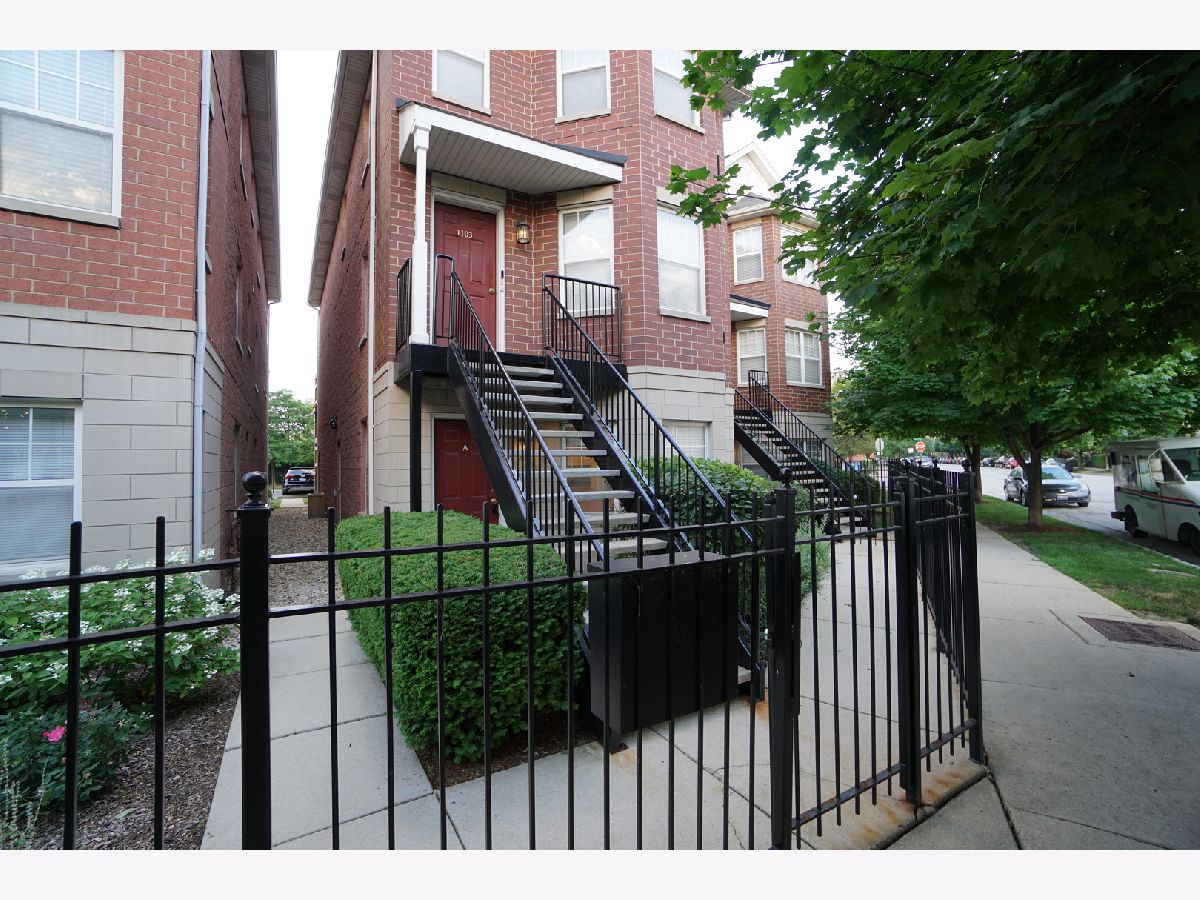 Condos & Townhomes & Homes Rented Old Town Village West Chicago Illinois, 1103 Crosby