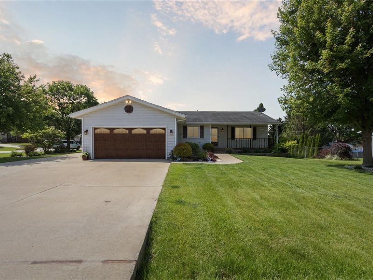  Sold Cedarville Illinois, 435 Cedar Crest