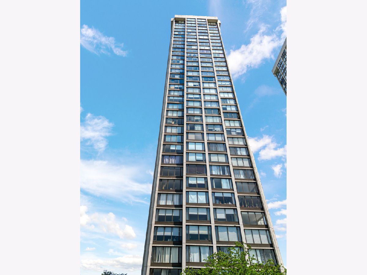 Condominiums Sold Edgewater Plaza Chicago Illinois, 5455 Sheridan