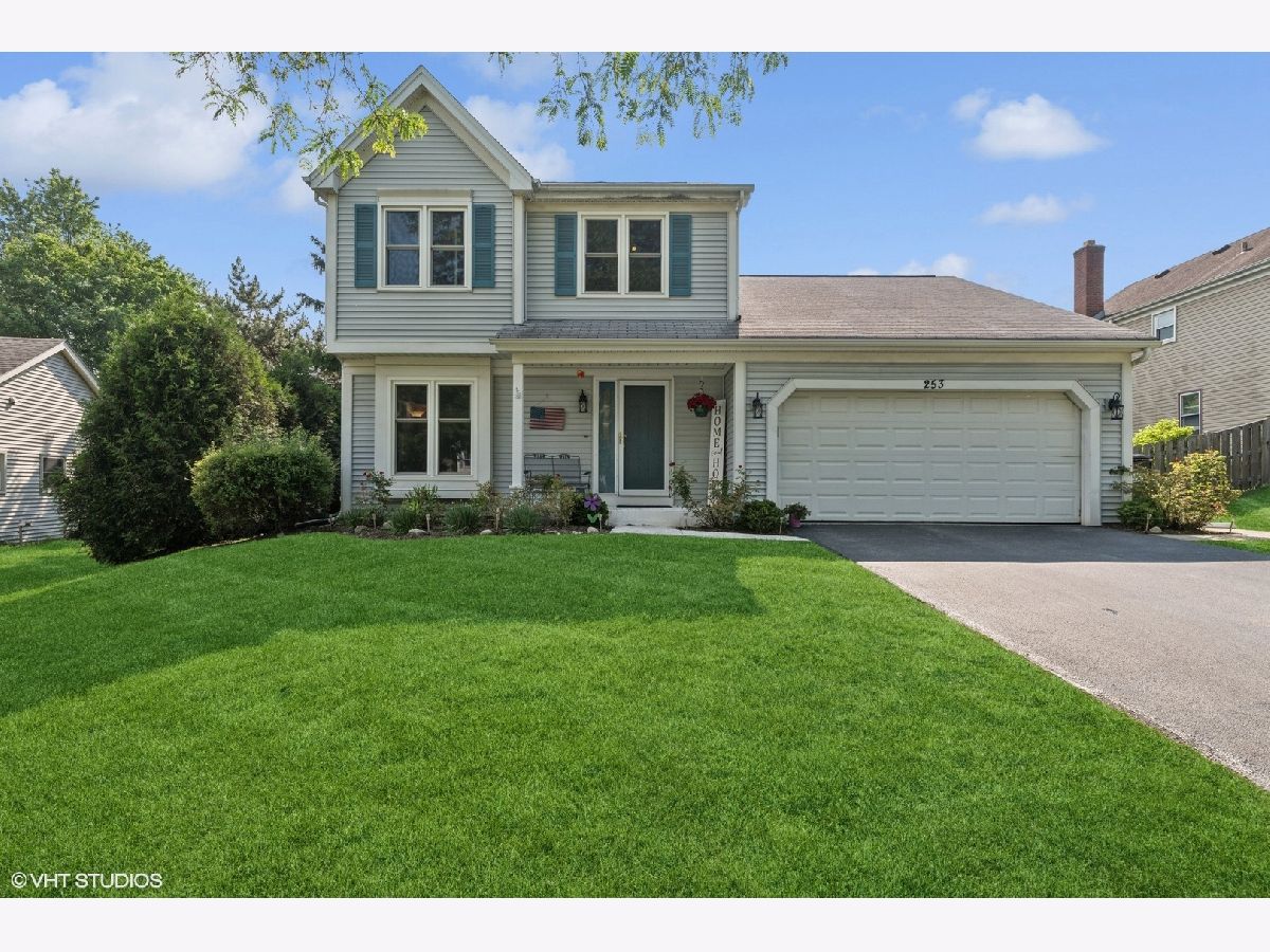  Sold Fox River Grove Illinois, 253 Foxmoor