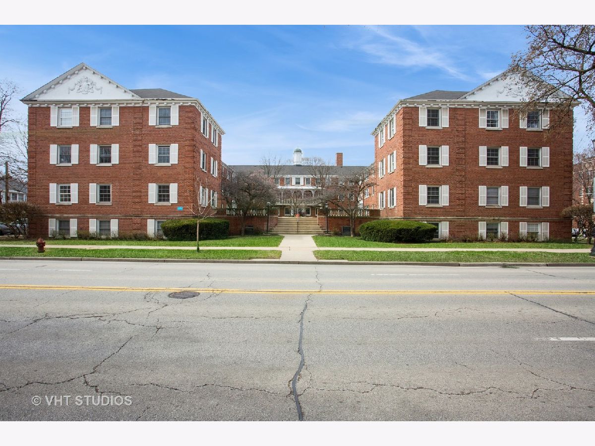 Condos & Townhomes Sold Williamsburg Manor Evanston Illinois, 336 Ridge
