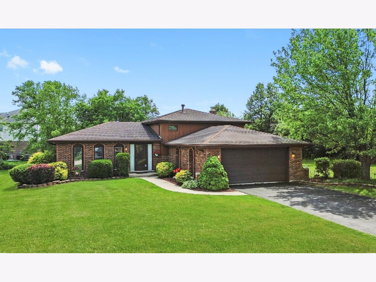Homes Sold Lincolnshire Green Crete Illinois, 3537 Jacqueline