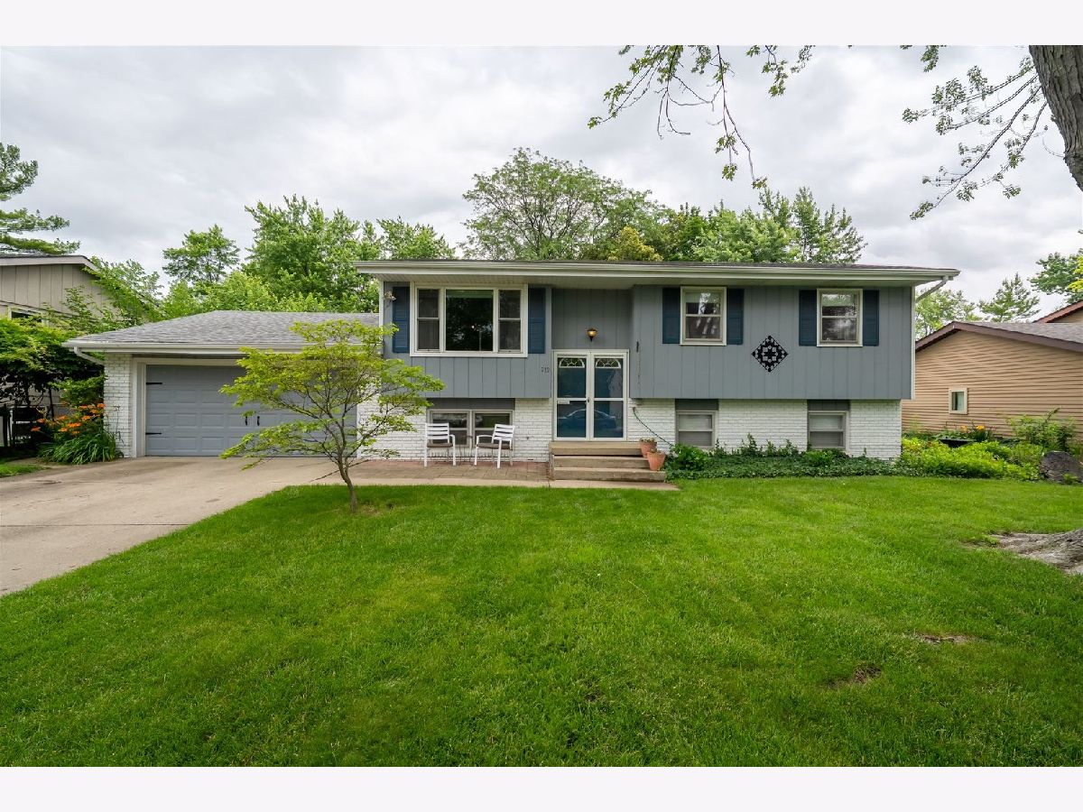 Homes & Condos & Townhomes Sold University Park Normal Illinois, 212 Rebecca