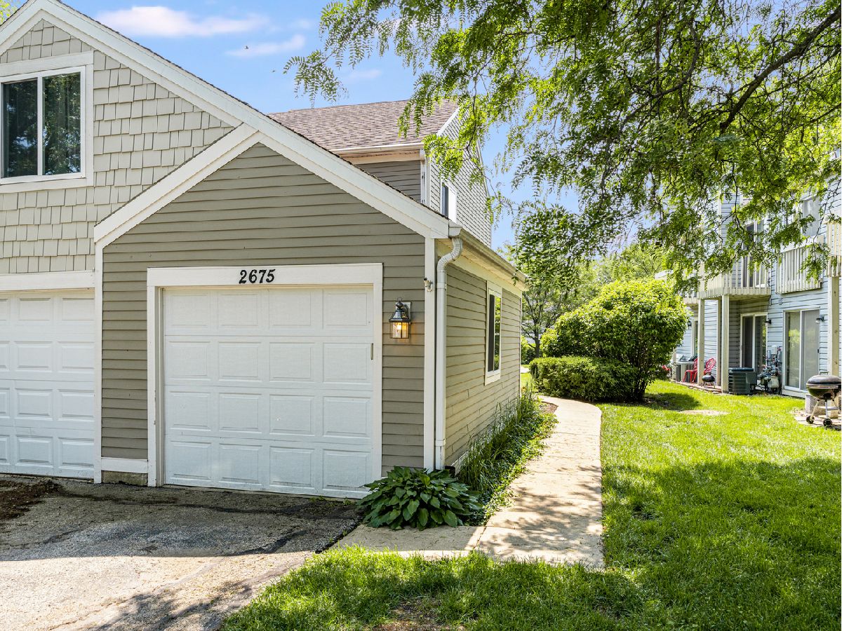 Townhomes Sold Cinnamon Glen Aurora Illinois, 2675 Stanton