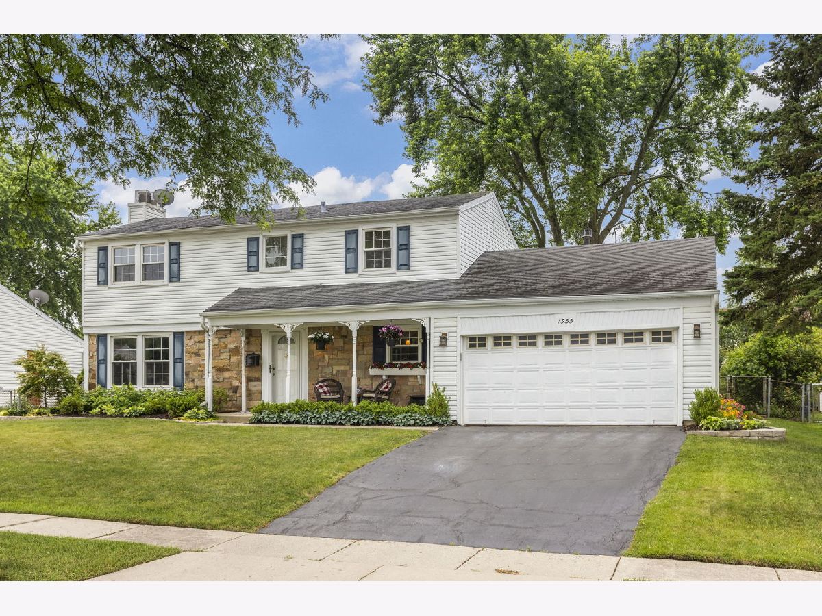 Homes Sold Sheffield Park Schaumburg Illinois, 1335 Chalfont