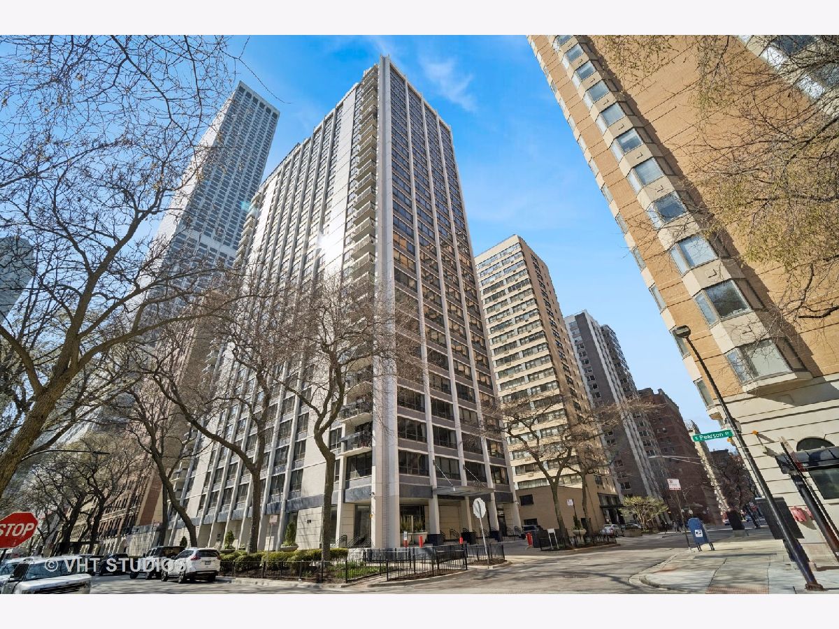 Condominiums Sold Pearson On The Park Chicago Illinois, 222 Pearson