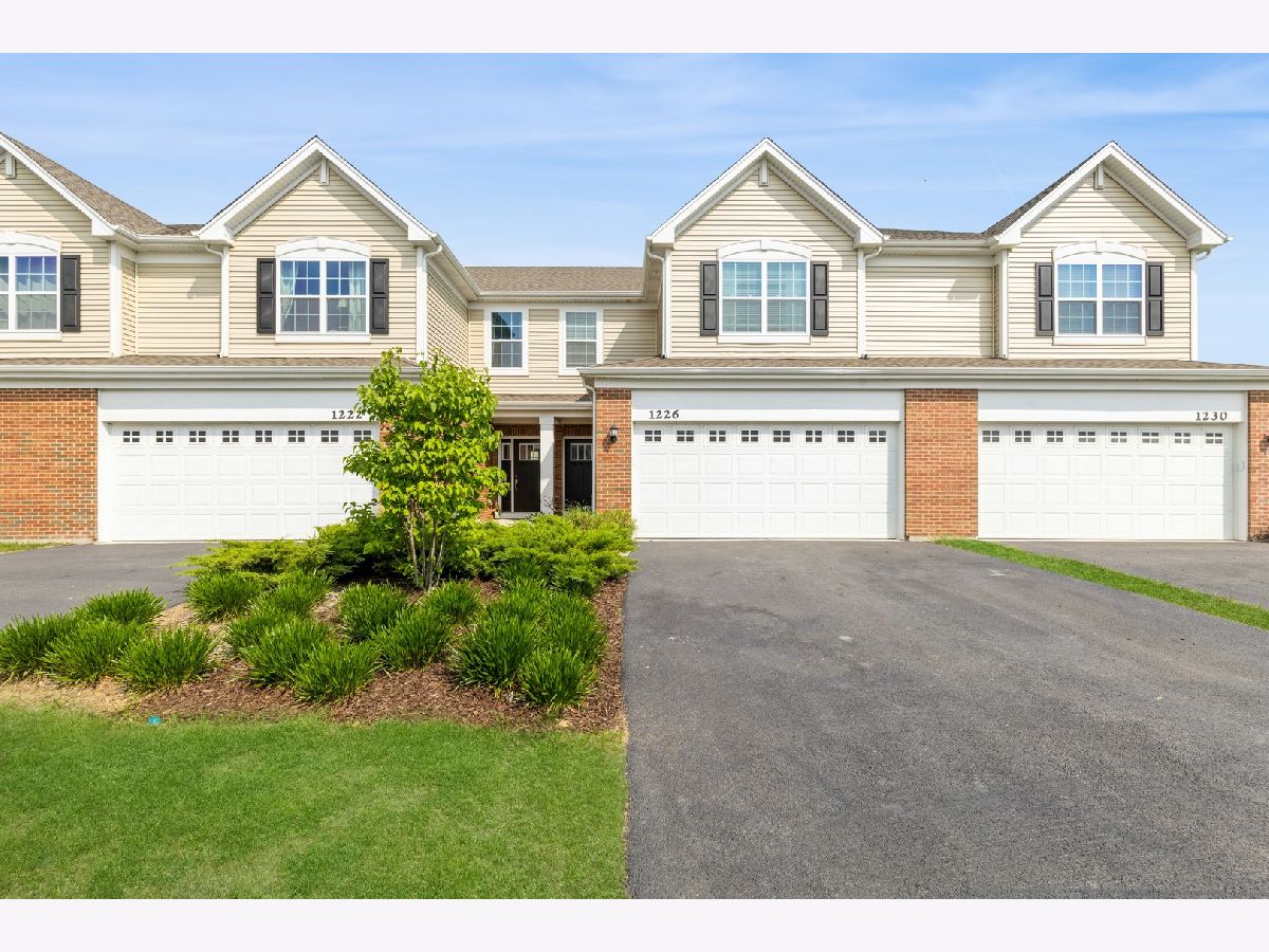  Rented Mchenry Illinois, 1226 Draper