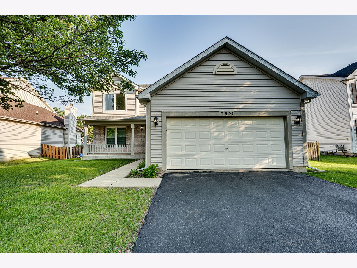 Homes Rented Thatchers Grove Aurora Illinois, 3951 Nicholas