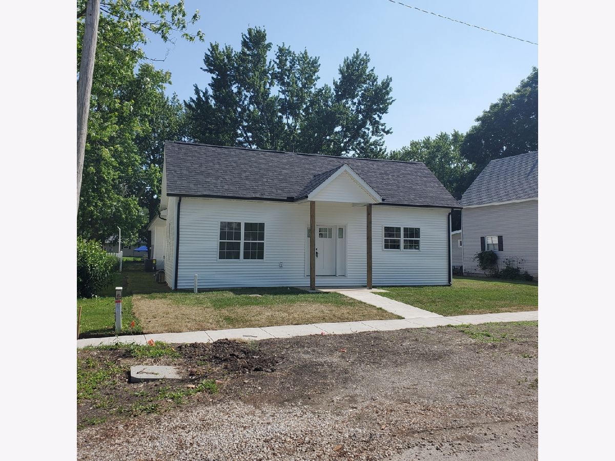  For Sale Tuscola Illinois, 409 Buckner Street