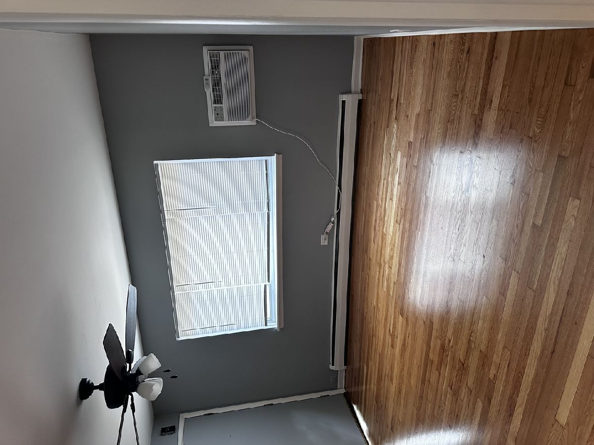 Rented Summit Illinois, 5307 73rd