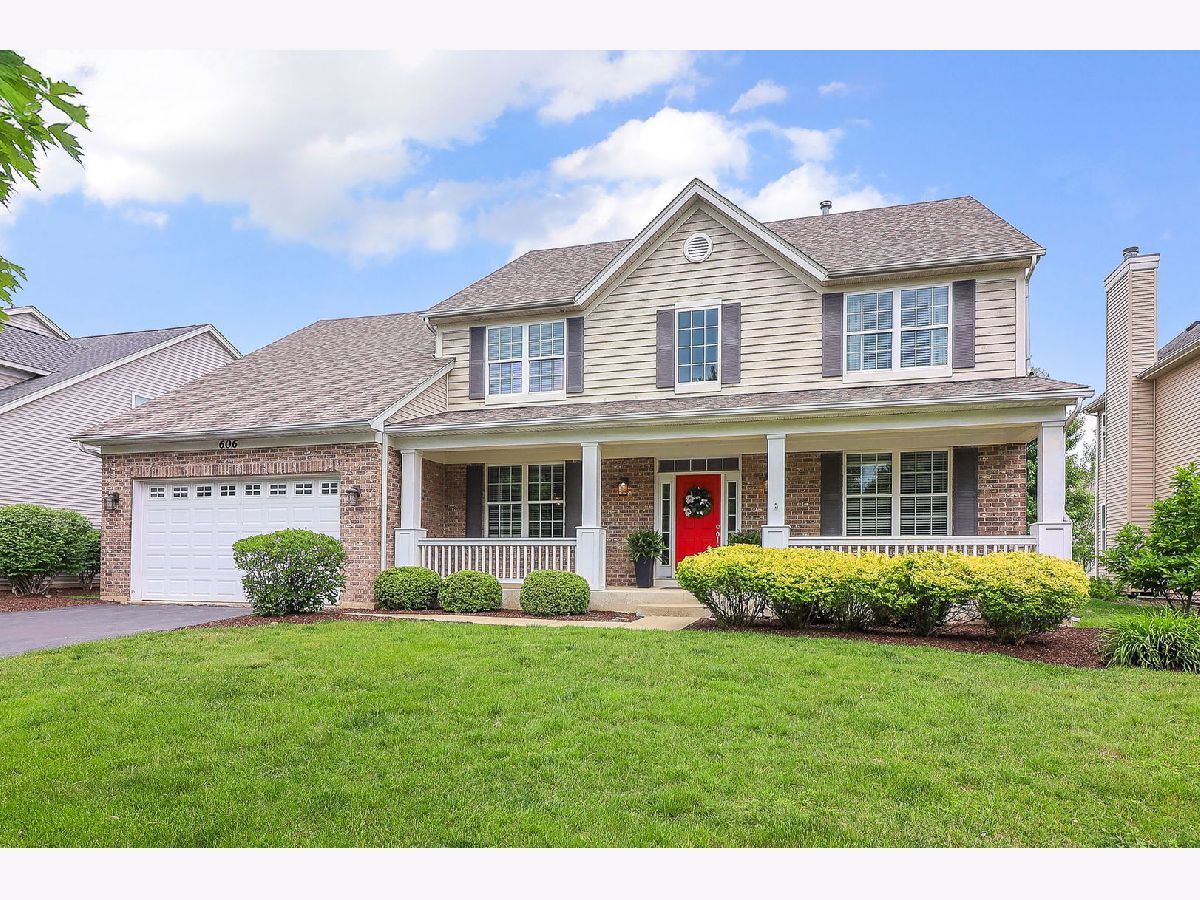 Homes & Townhomes & Condos Sold Churchill Club Oswego Illinois, 606 Ebony