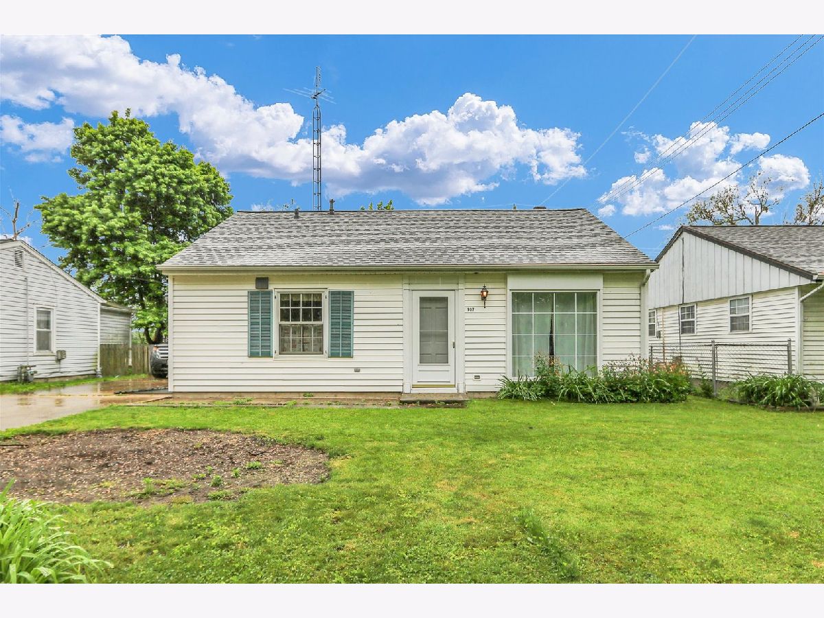  Sold Tuscola Illinois, 907 Glenview