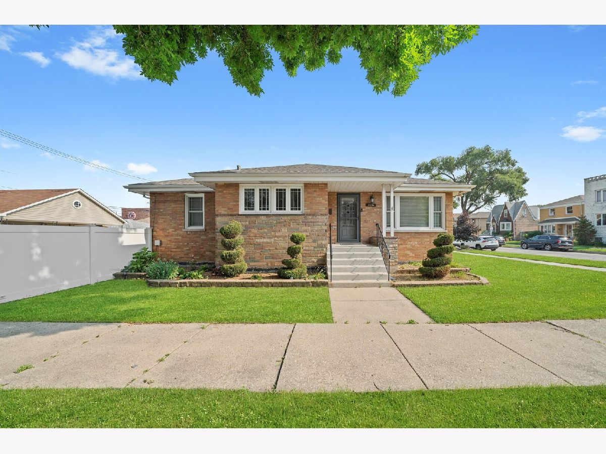  Sold Chicago Illinois, 5554 Neva