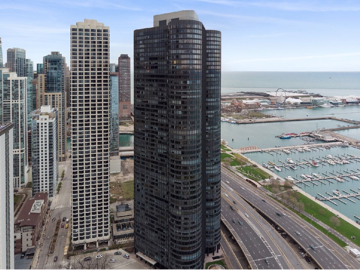 Condos & Townhomes Sold Harbor Point Chicago Illinois, 155 Harbor