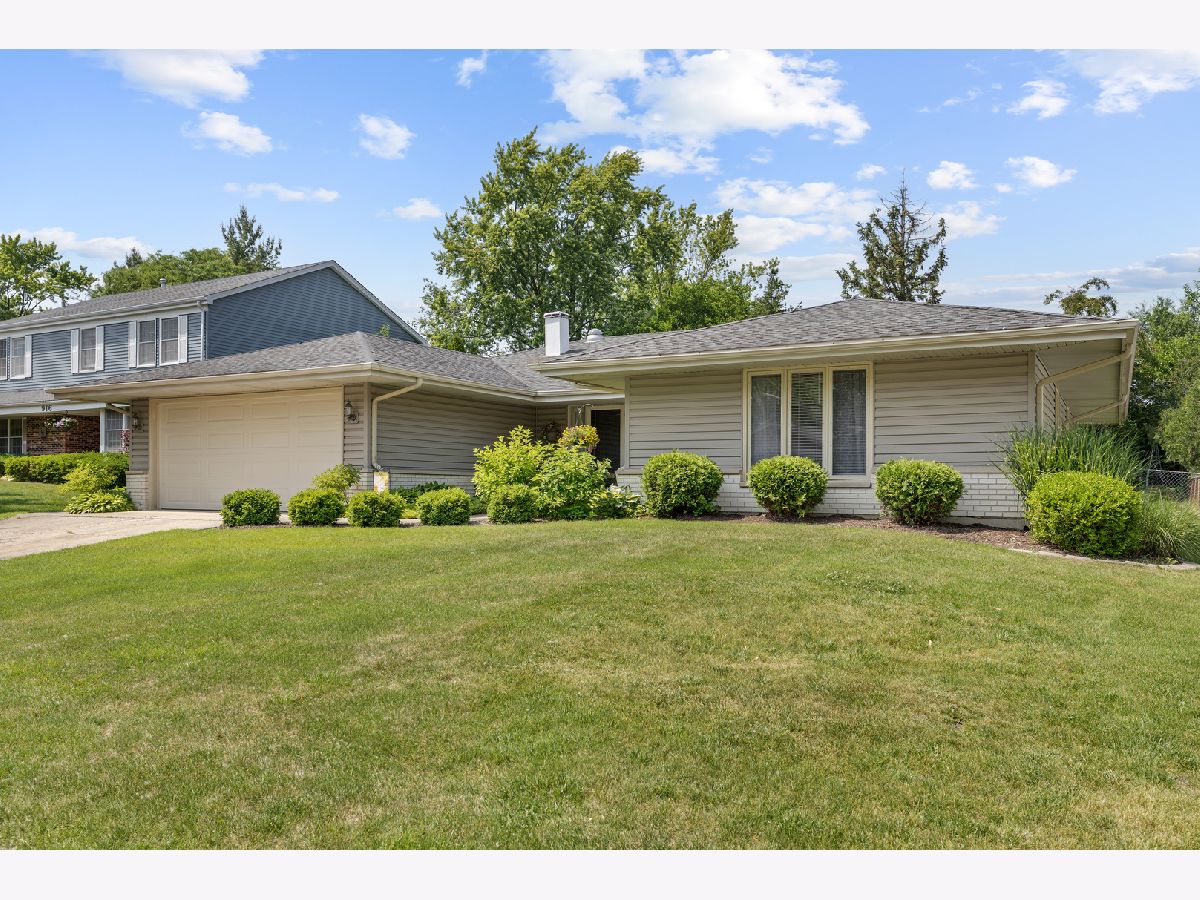  Sold Schaumburg Illinois, 912 Eden
