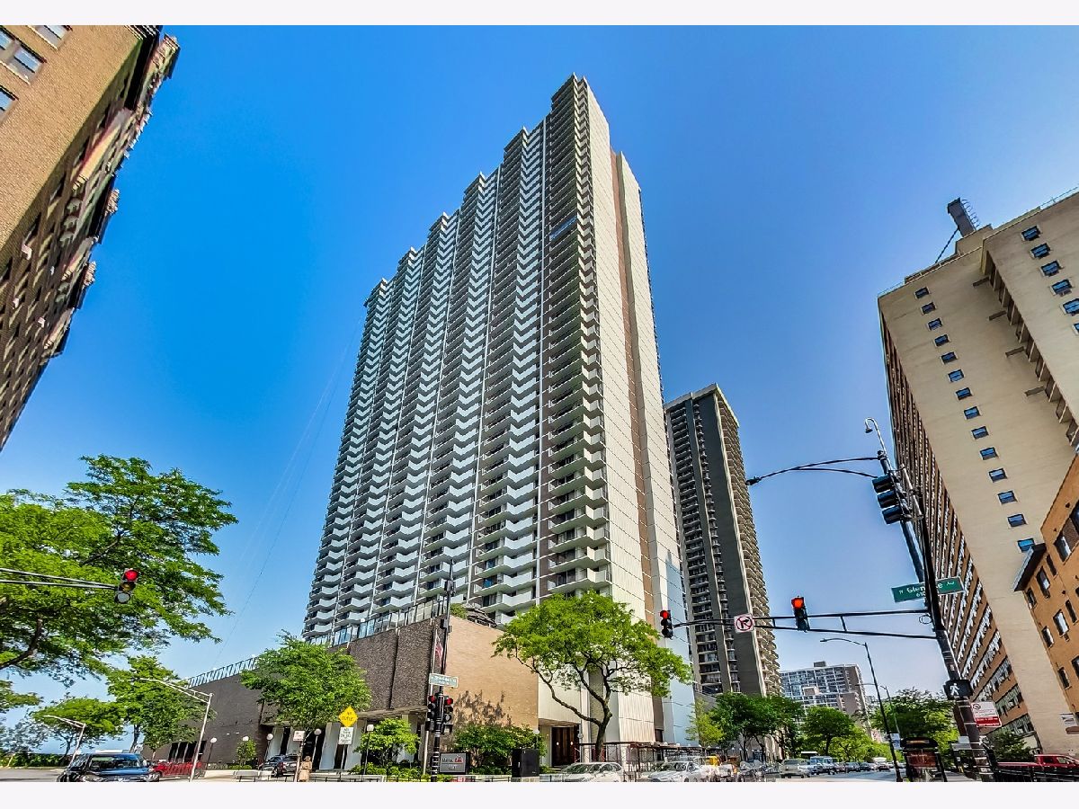  Sold Chicago Illinois, 6033 Sheridan