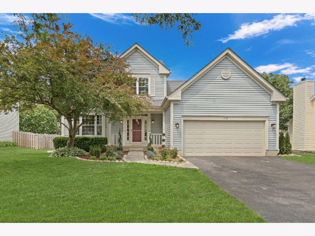 Homes & Townhomes Sold Cambridge Country North Mundelein Illinois, 1312 Dorchester