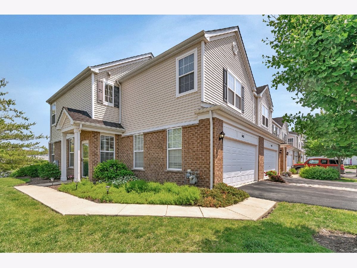 Townhomes & Condos & Homes Sold Hampton Glen Plainfield Illinois, 5011 Elmira