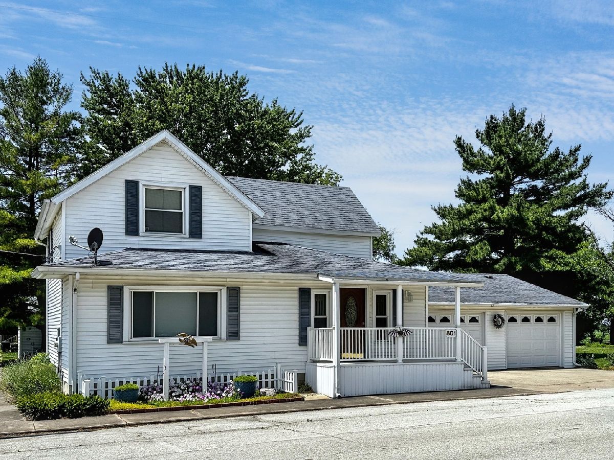  Sold Beaverville Illinois, 801 Saint Charles