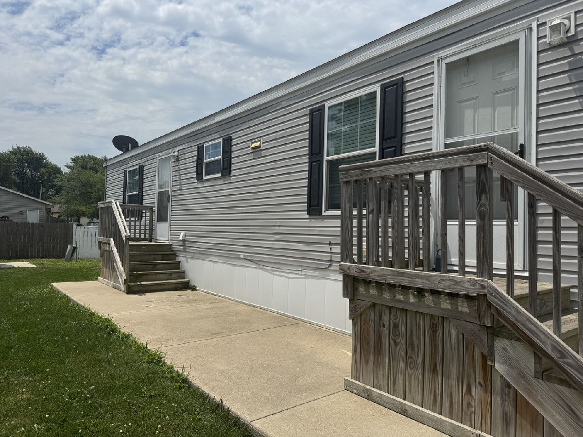  Sold Bloomington Illinois, 419 Highland