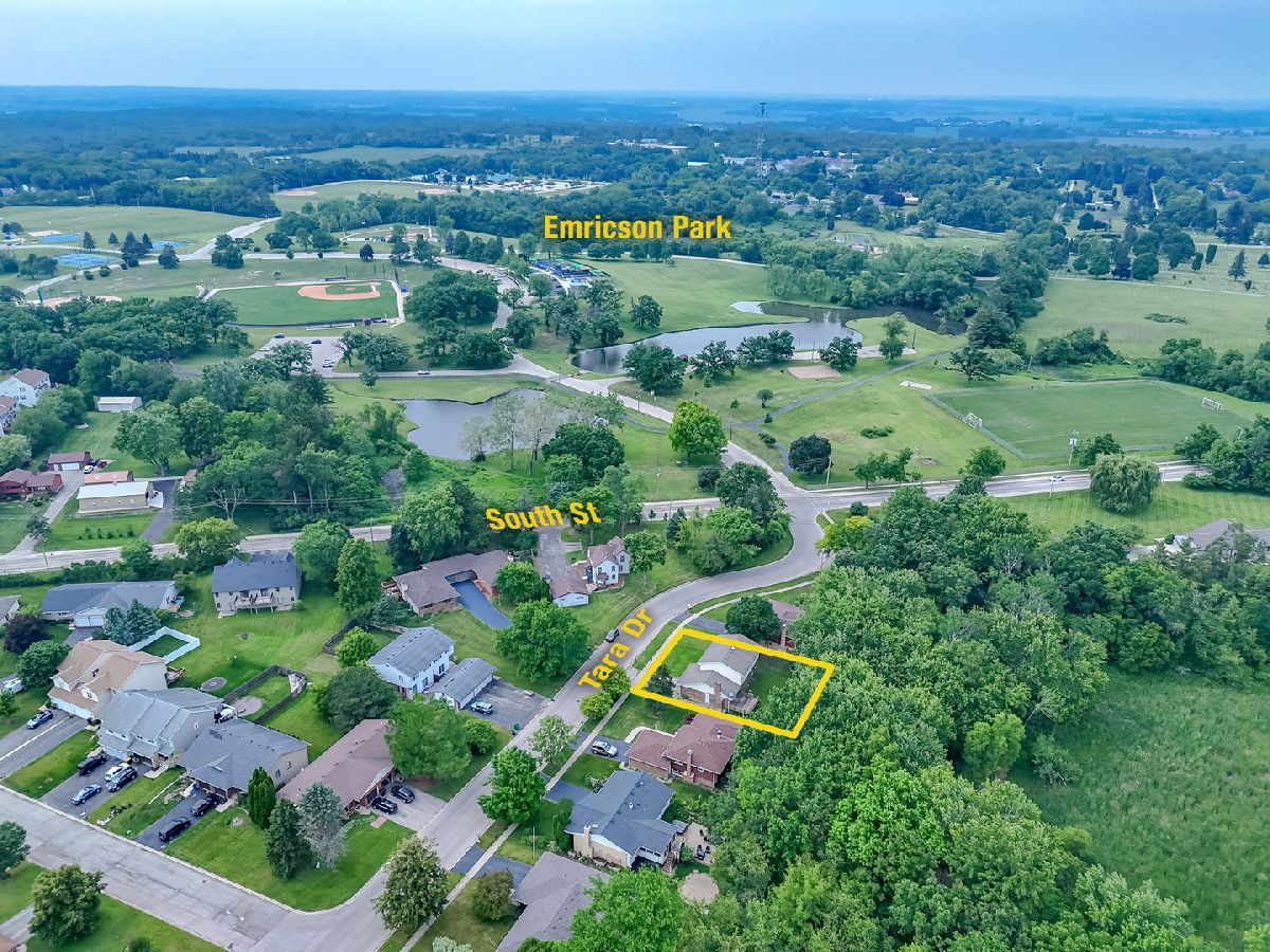 Homes & Townhomes Sold John Kings Emerald West Woodstock Illinois, 749 Tara