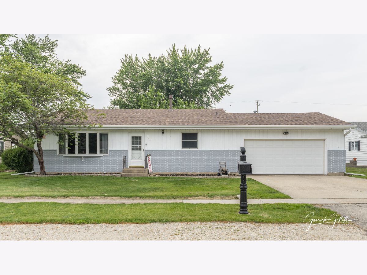  For Sale Waterman Illinois, 423 Pine Street