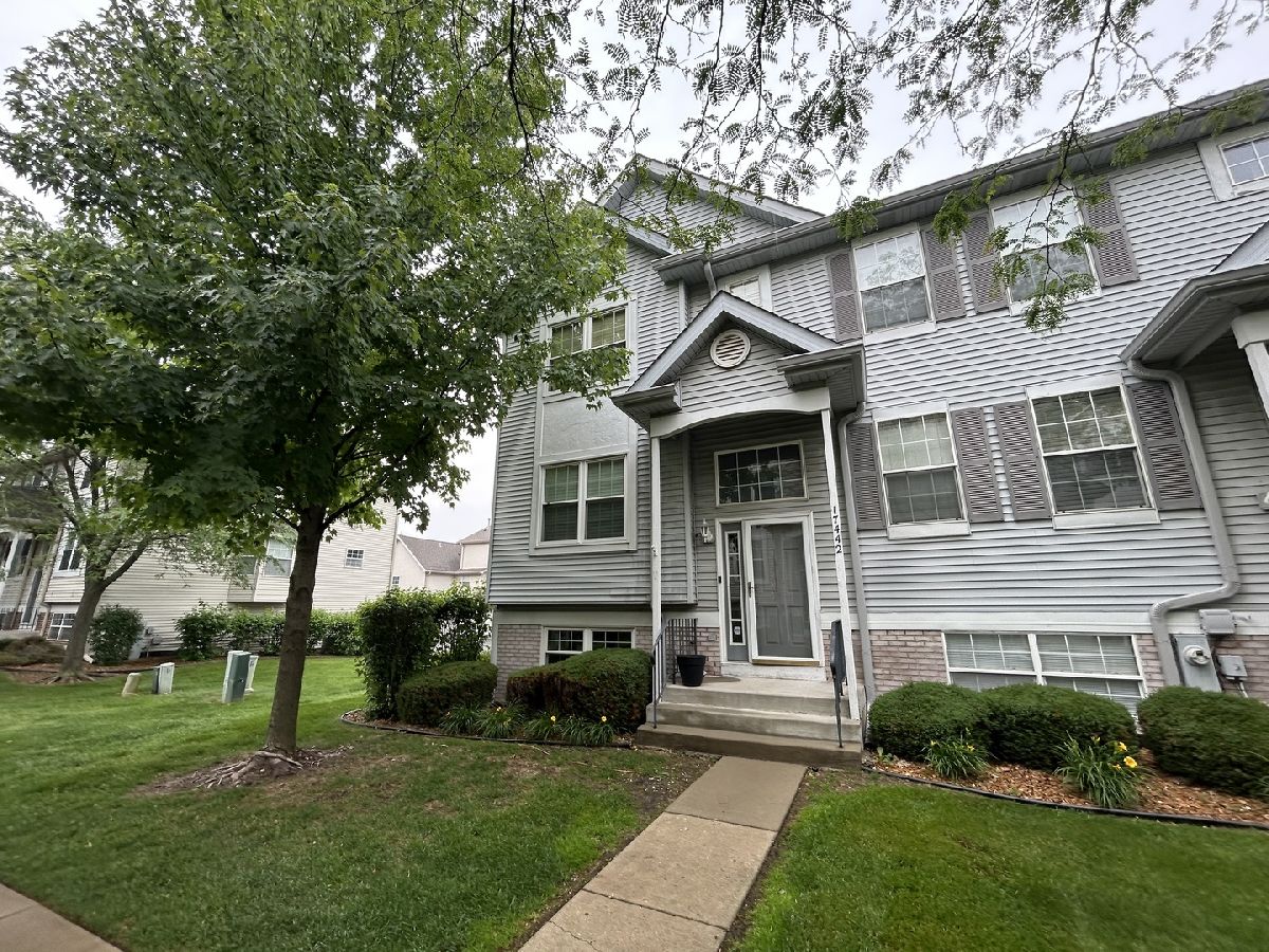 Townhomes Sold Broken Arrow Navajo Lockport Illinois, 17442 Teton