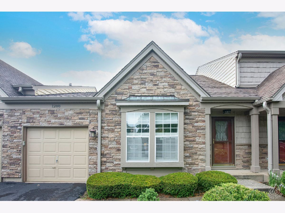 Townhomes & Homes For Sale Spinnaker Cove Carol Stream Illinois, 1288 Seabury Circle