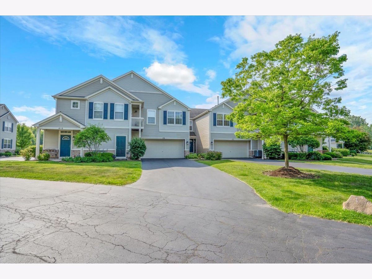 Townhomes & Condos Sold The Glen At Lakemoor Farms Lakemoor Illinois, 614 Arbor