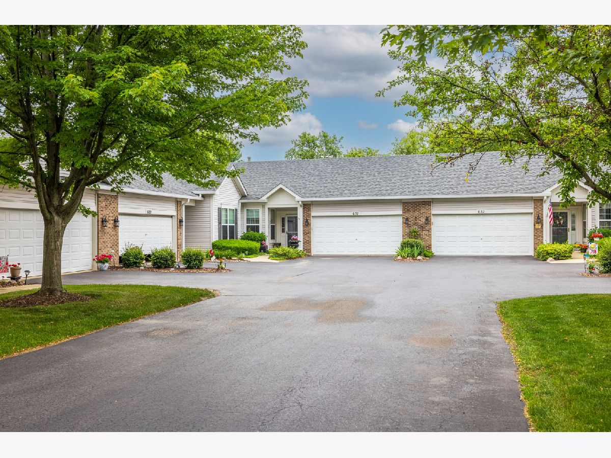 Homes & Townhomes Sold Grand Haven Romeoville Illinois, 631 Cadillac